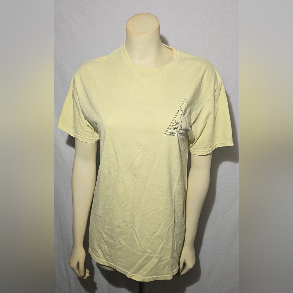 Yellow Graphic‎ T-Shirt